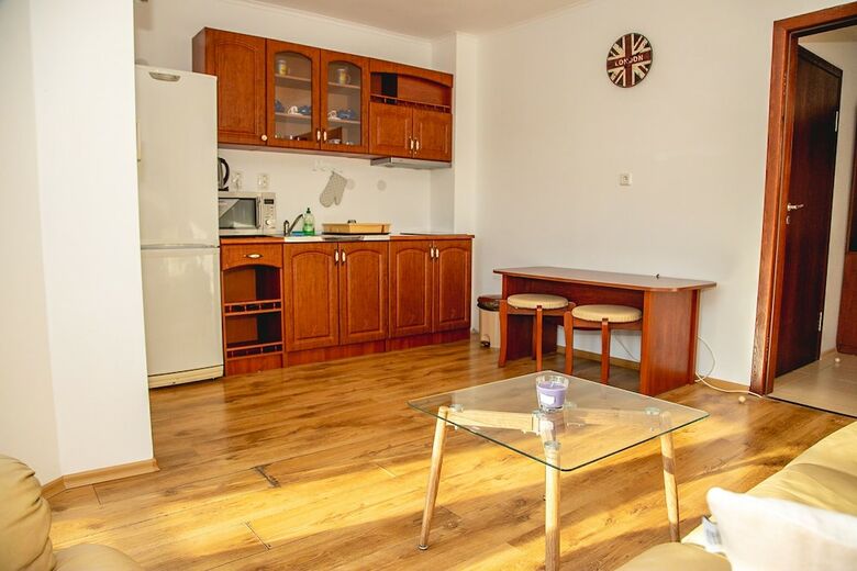 Fm Premium 2-bdr Apartment - Top Centre
