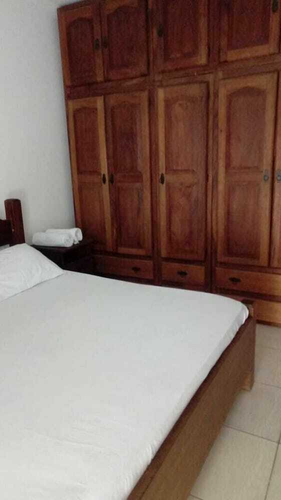 Hostal Beach House P.g