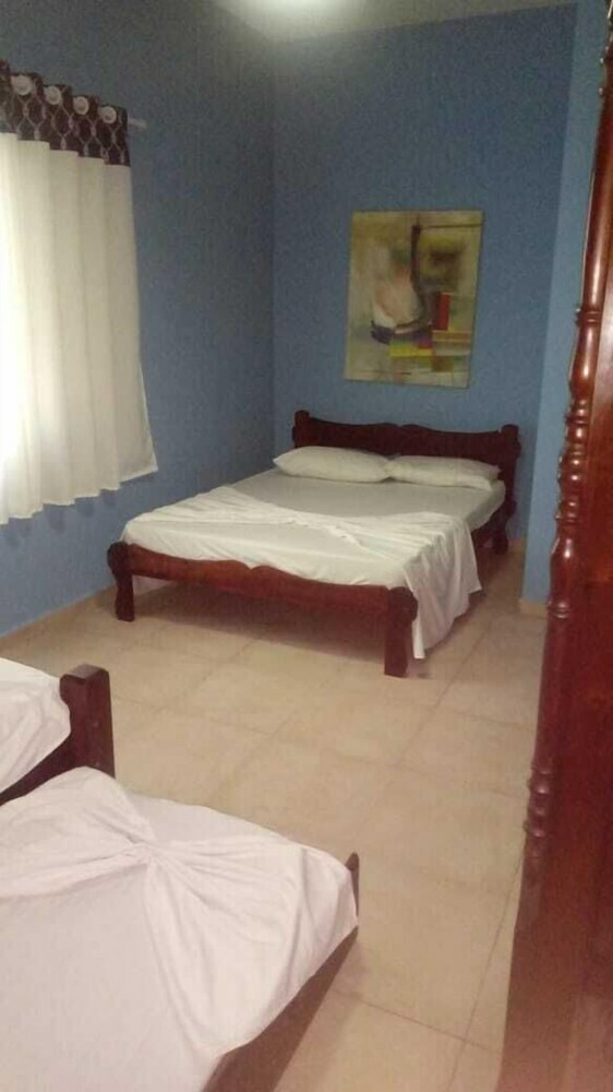 Hostal Beach House P.g