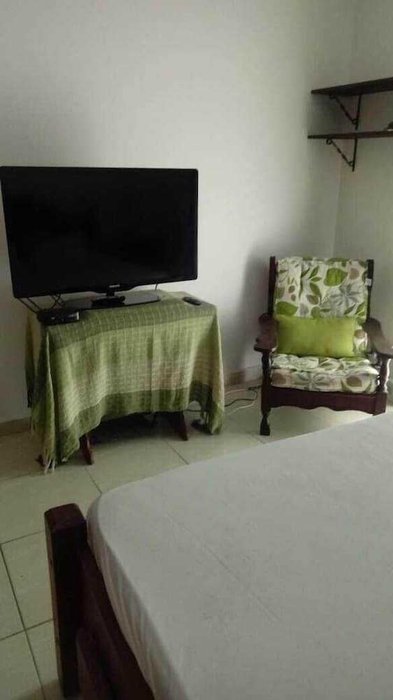 Hostal Beach House P.g