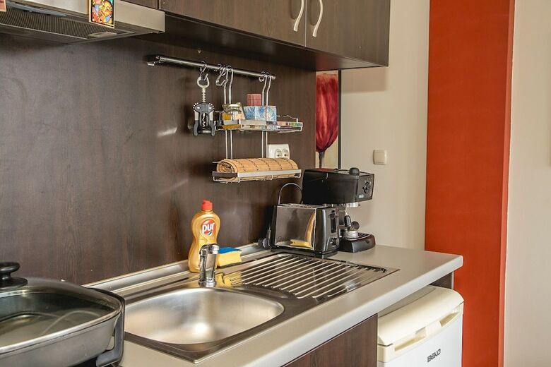 Fm Premium 1-bdr Apartment With Terrace-pacific