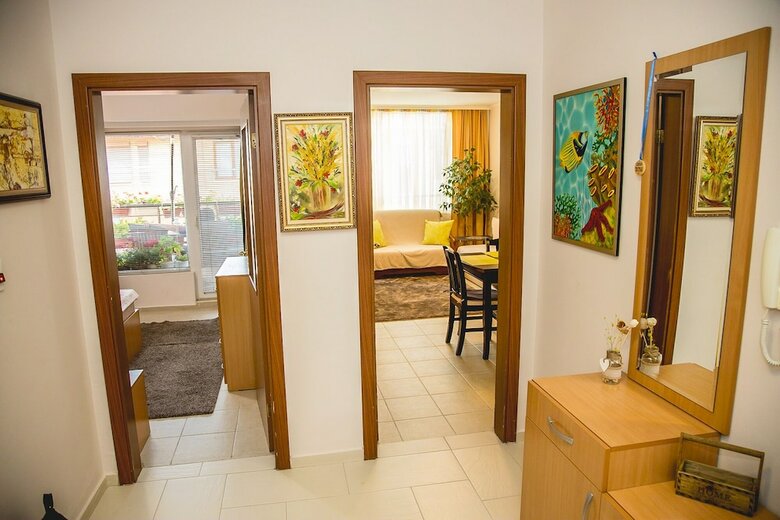 Fm Deluxe 2-bdr Apartment With Parking