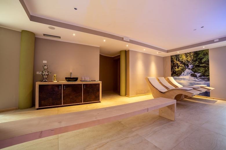 Hotel Caminetto Mountain Resort