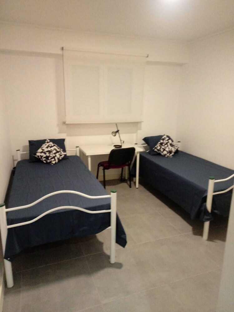 Hostal D&n House - Hostel