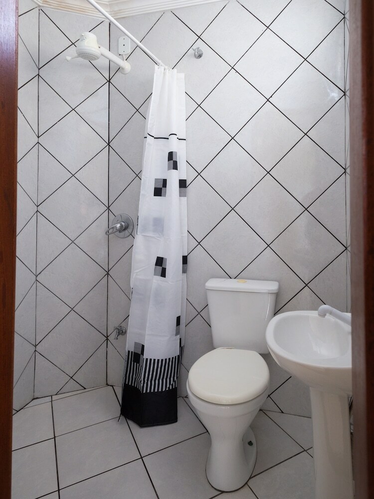 Oyo Hotel 6 Irmaos