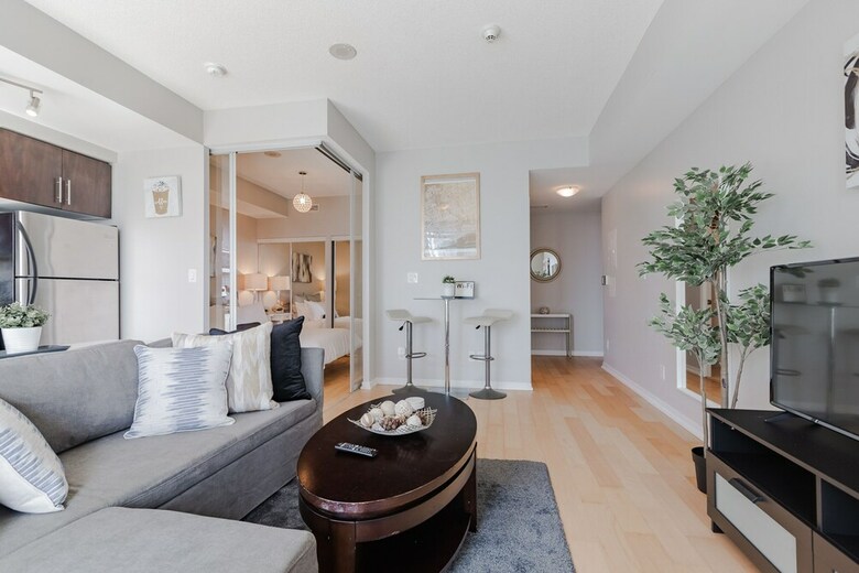 Sterling Suites - Financial District