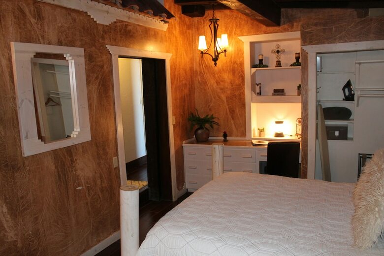 Hotel Adobe Rose Boutique Inn