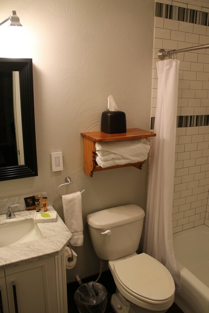 Hotel Adobe Rose Boutique Inn