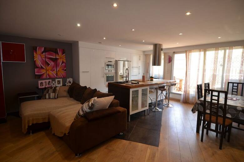 Modern Apartment 6 Persons With Jacuzzi In Nice Downtown