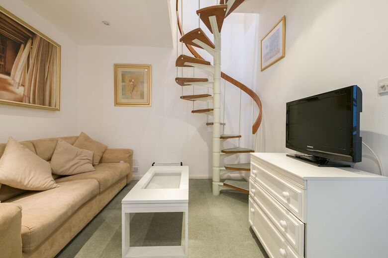 Hyde Park Serviced Apartments