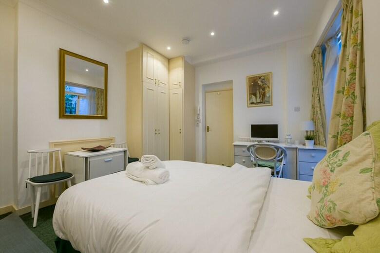 Hyde Park Serviced Apartments