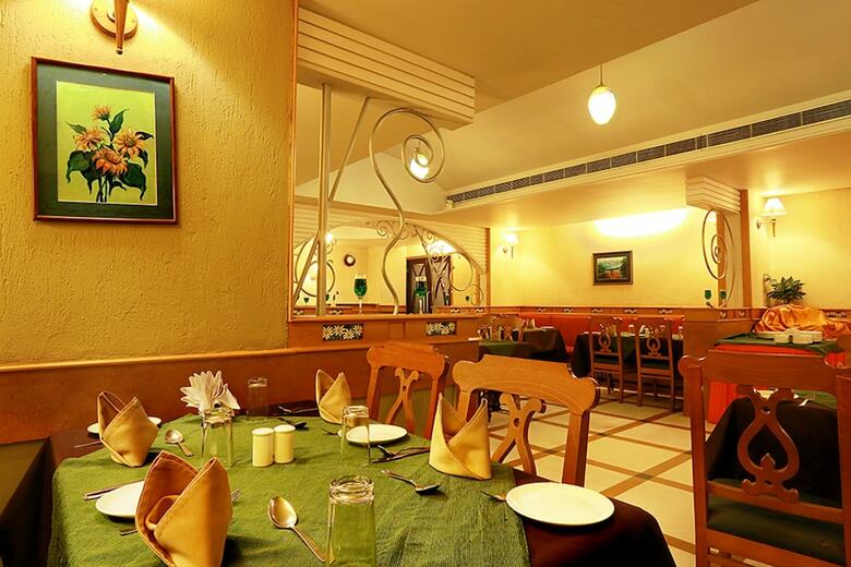 Hotel Royal Omars
