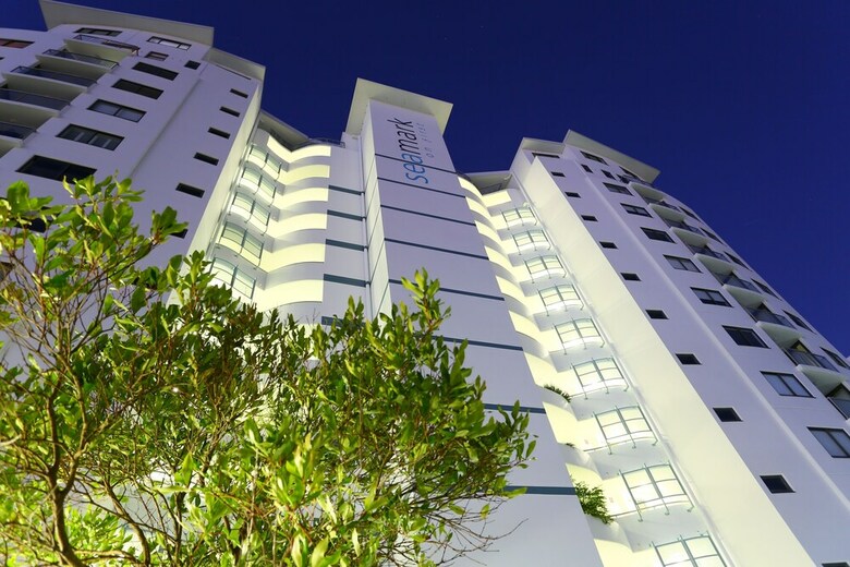 Apartamentos Seamark On First