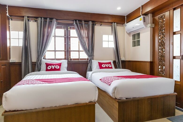 Hostal Oyo 736 Green Poshtel