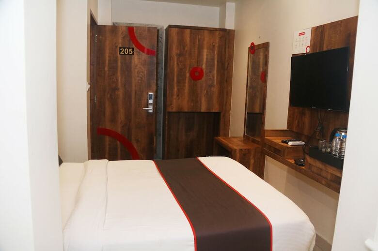 Hotel West Inn