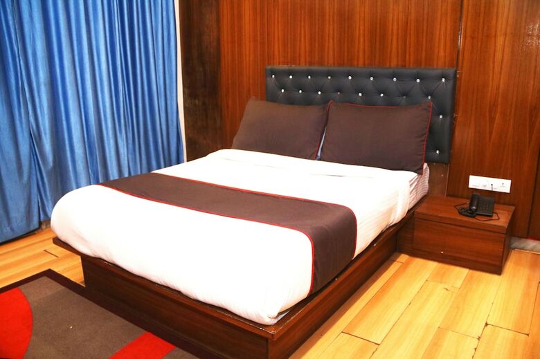 Hotel West Inn