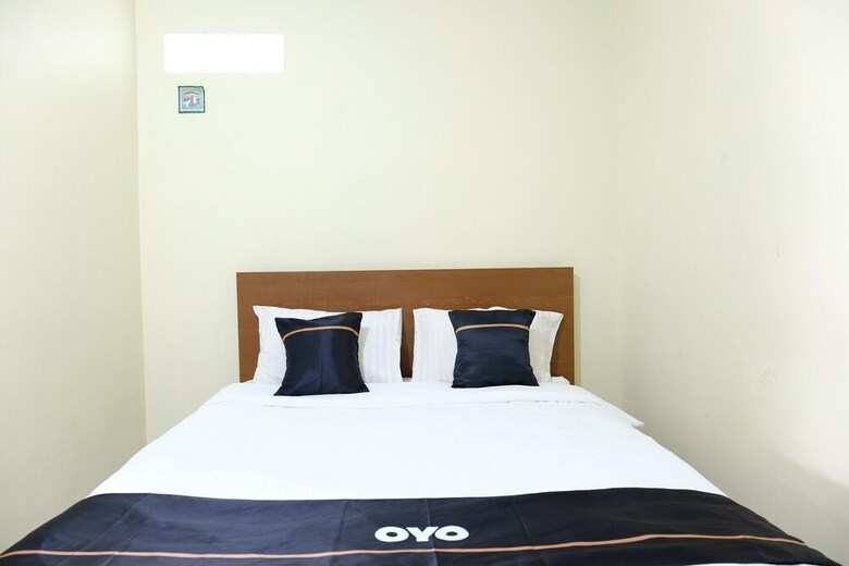 Oyo 2349 Hotel Mustika 2