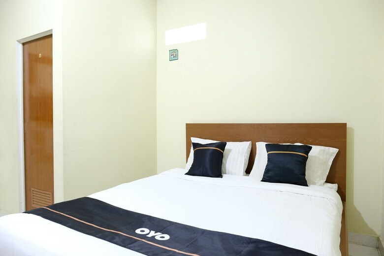 Oyo 2349 Hotel Mustika 2