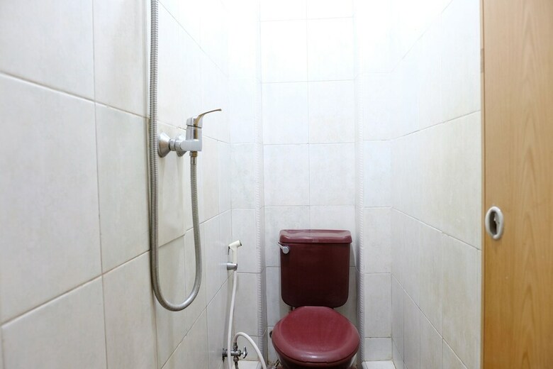 Oyo 2349 Hotel Mustika 2
