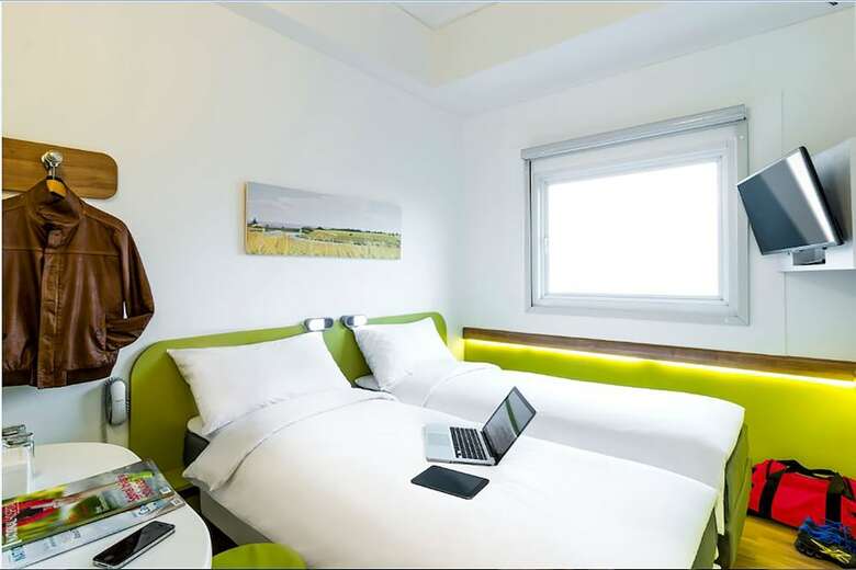 Deka Hotel Surabaya Hr Muhammad
