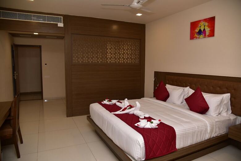 Hotel Aloka Stay Inn