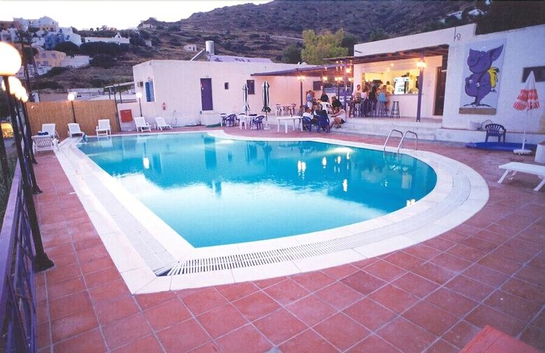 Hostal The Purple Pig Stars Camping & Bungalows