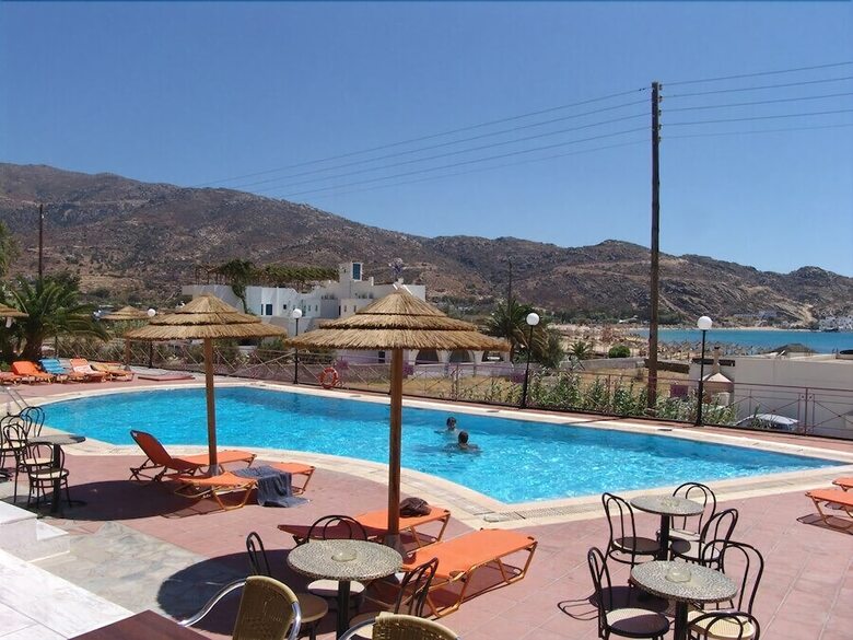 Hostal The Purple Pig Stars Camping & Bungalows