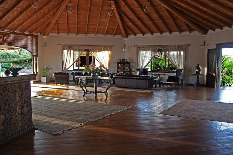 Hotel Ocean Beach Resort & Spa
