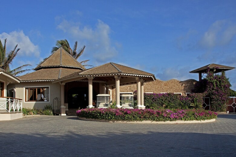 Hotel Ocean Beach Resort & Spa