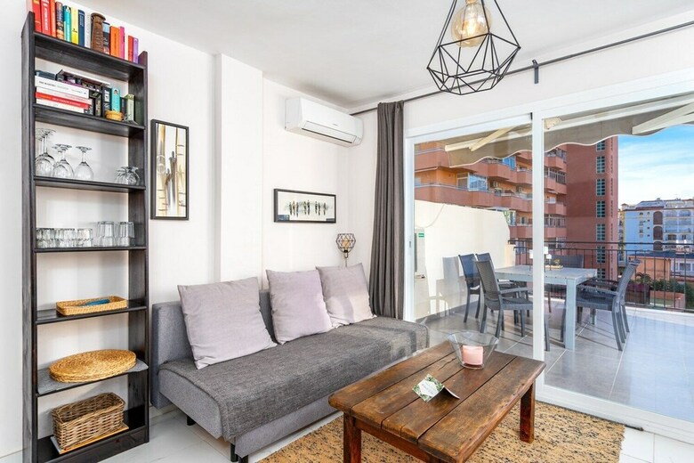 Apartamentos Beachside Penthouse In Los Boliches Ref 126