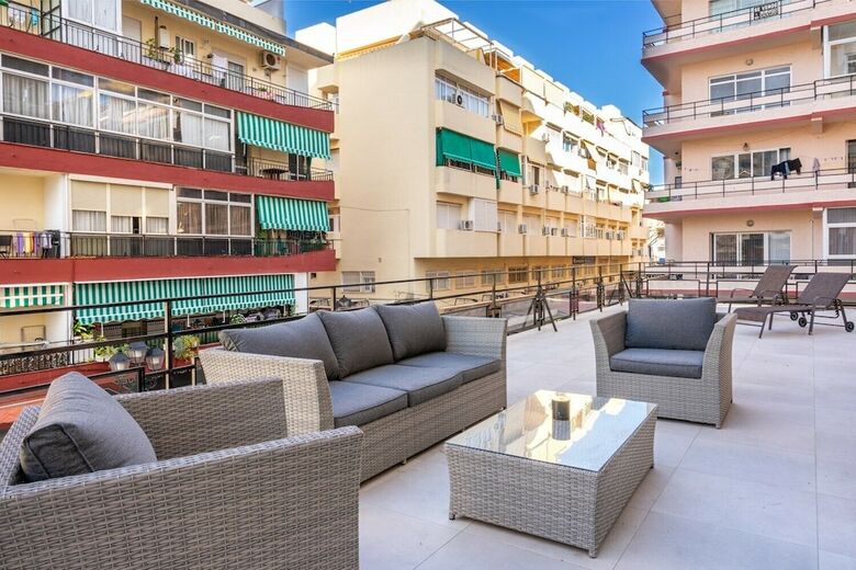Stunning 3br Terrace Apartment Best Location Ref 124