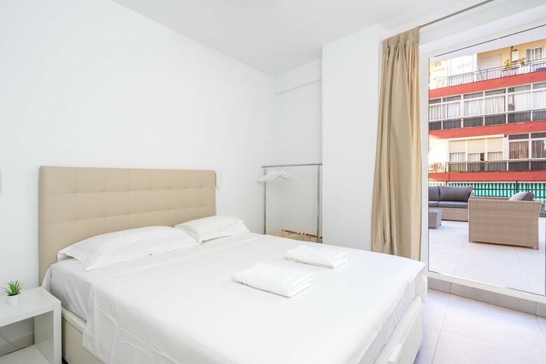 Stunning 3br Terrace Apartment Best Location Ref 124