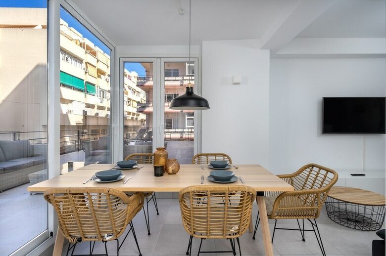 Stunning 3br Terrace Apartment Best Location Ref 124