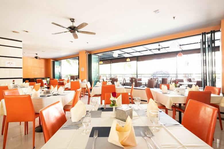 Vogue Pattaya Hotel
