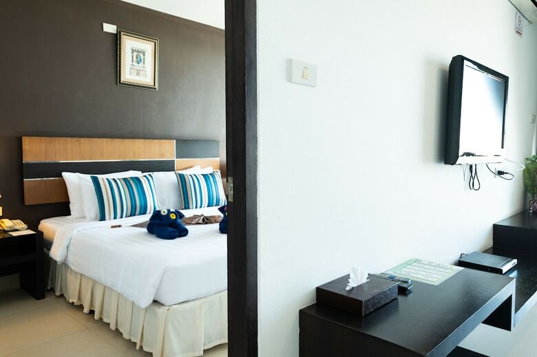 Vogue Pattaya Hotel