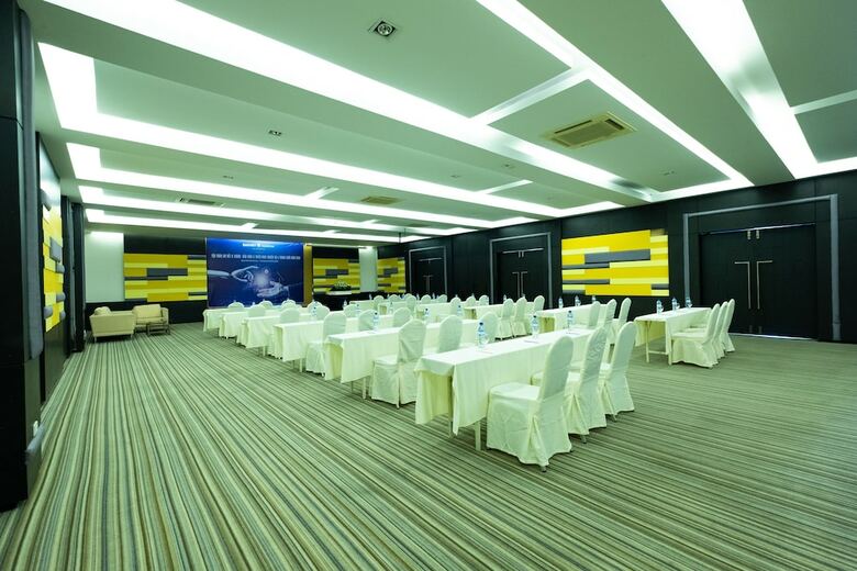 Vogue Pattaya Hotel