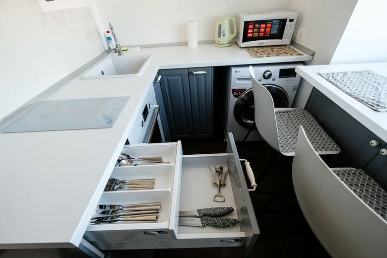 Apartment Petrovskie On Savinykh 4a