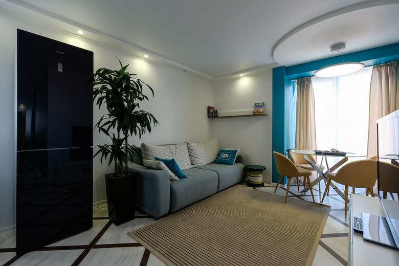 Apartment Petrovskie On Savinykh 4a