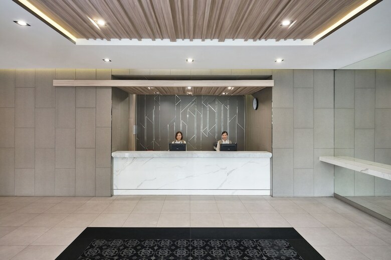 Altera Hotel And Residence (Formerly Known As At Mind Serviced Residence)