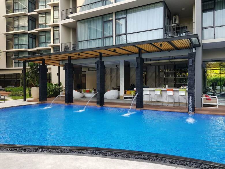 Altera Hotel And Residence (Formerly Known As At Mind Serviced Residence)