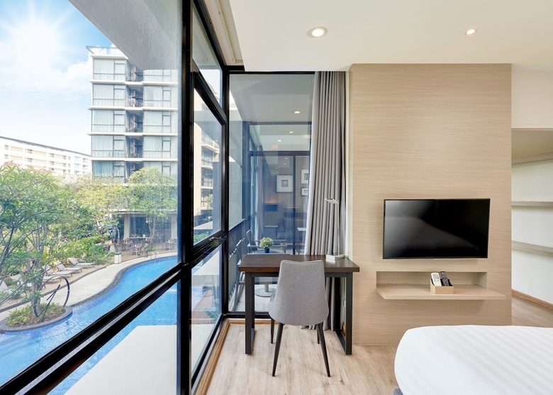 Altera Hotel And Residence (Formerly Known As At Mind Serviced Residence)