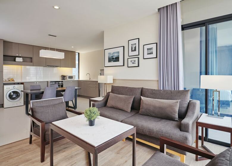 Altera Hotel And Residence (Formerly Known As At Mind Serviced Residence)