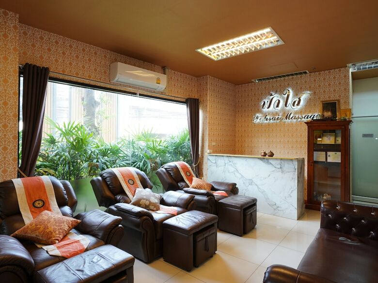 Altera Hotel And Residence (Formerly Known As At Mind Serviced Residence)