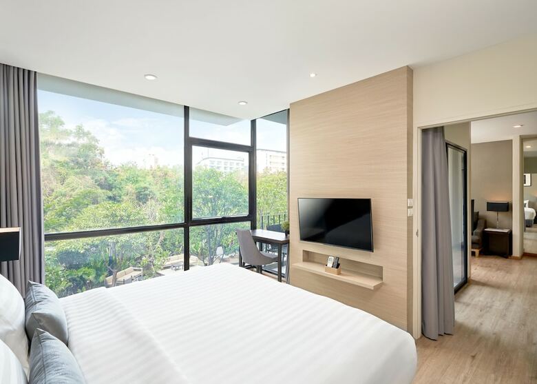 Altera Hotel And Residence (Formerly Known As At Mind Serviced Residence)
