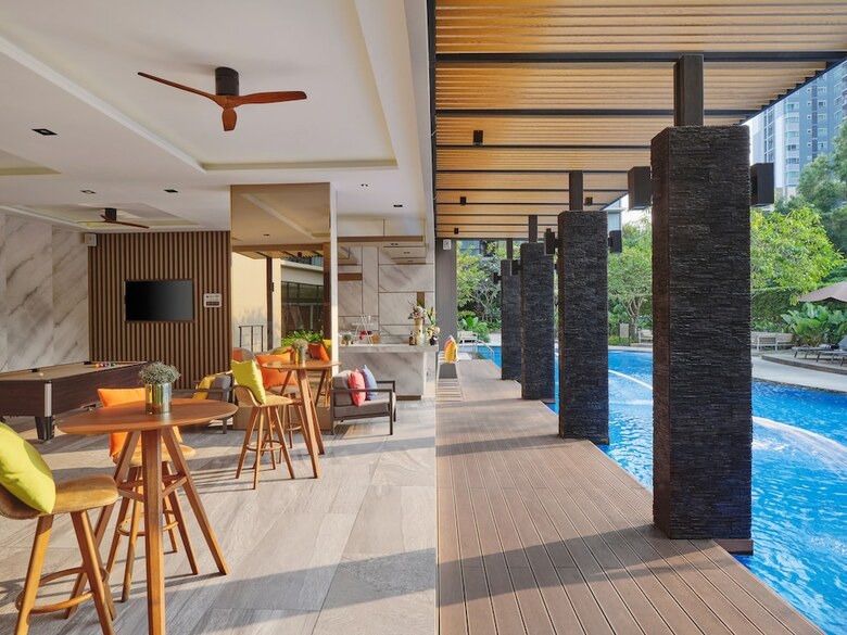 Altera Hotel And Residence (Formerly Known As At Mind Serviced Residence)