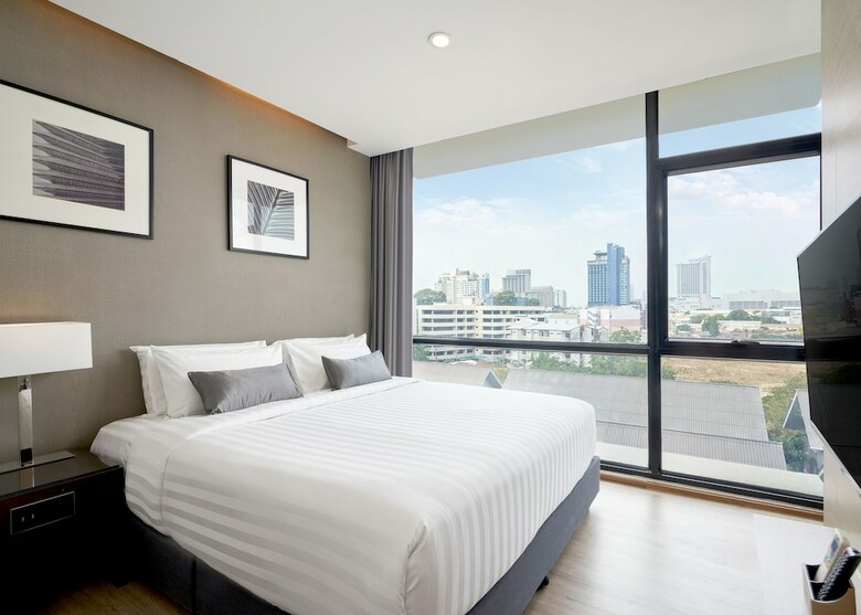 Altera Hotel And Residence (Formerly Known As At Mind Serviced Residence)