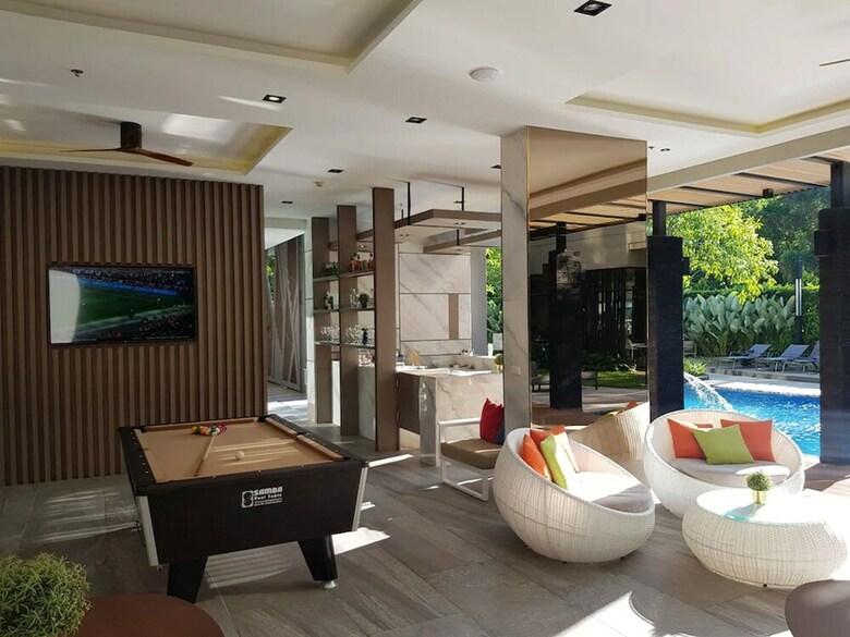 Altera Hotel And Residence (Formerly Known As At Mind Serviced Residence)
