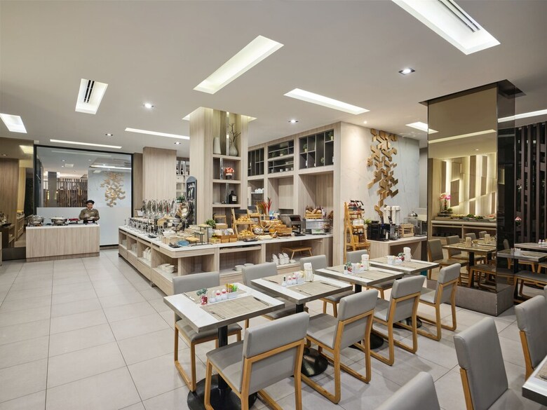 Altera Hotel And Residence (Formerly Known As At Mind Serviced Residence)