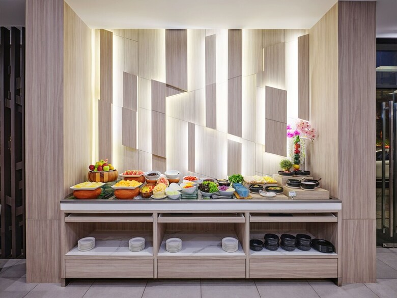 Altera Hotel And Residence (Formerly Known As At Mind Serviced Residence)