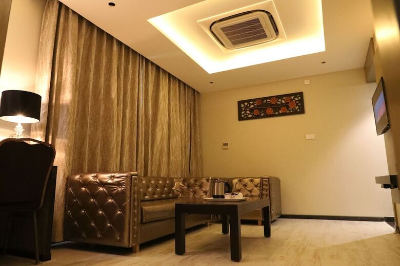 Hotel Imperial Grand